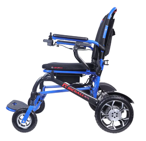 How does the weight of the wheelchair affect battery life?